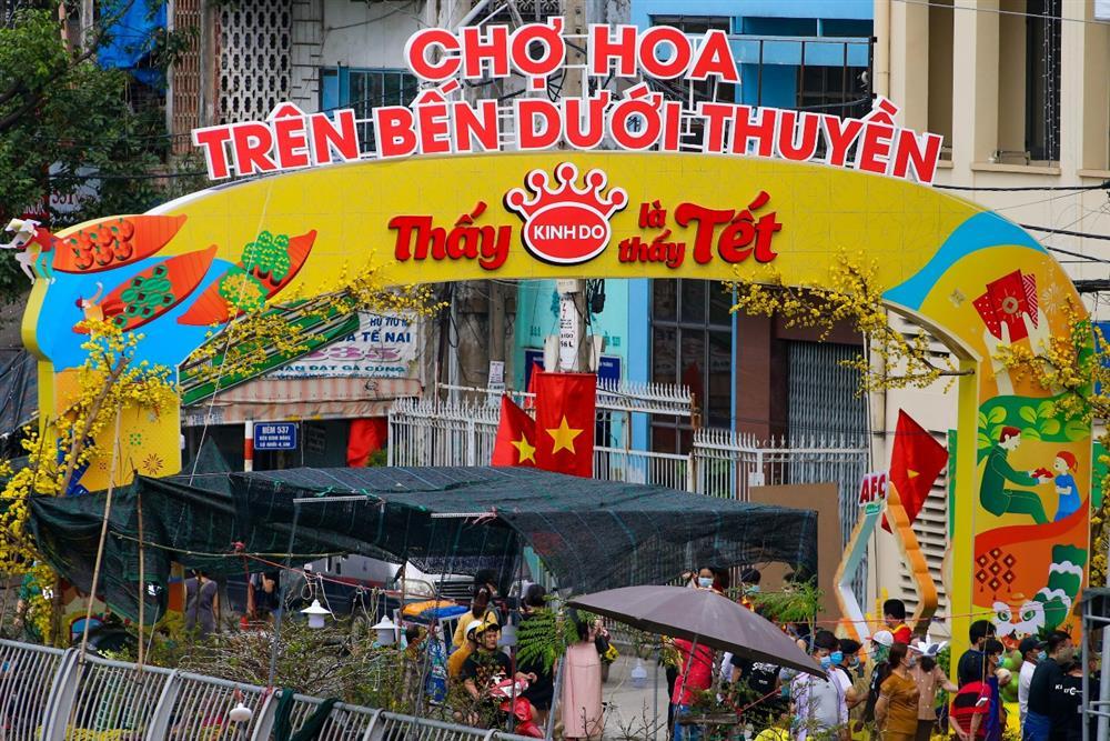 Không khí lễ hội ngập tràn chợ hoa ‘Trên bến dưới thuyền’-1