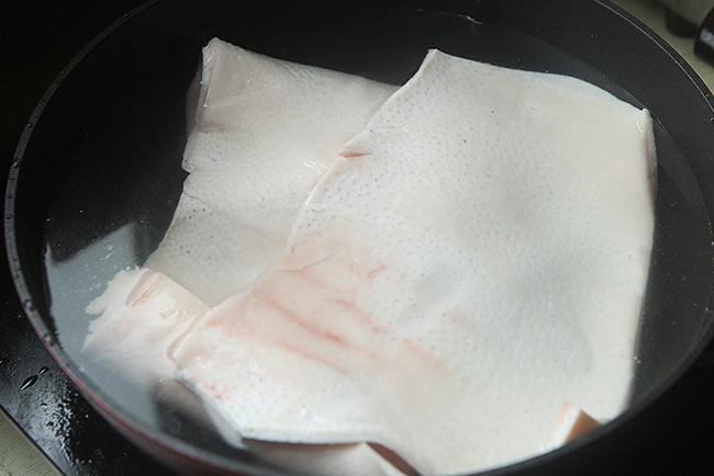 Dùng nồi chiên không dầu làm 2 món ăn vặt siêu ngon trong dịp Tết này-2