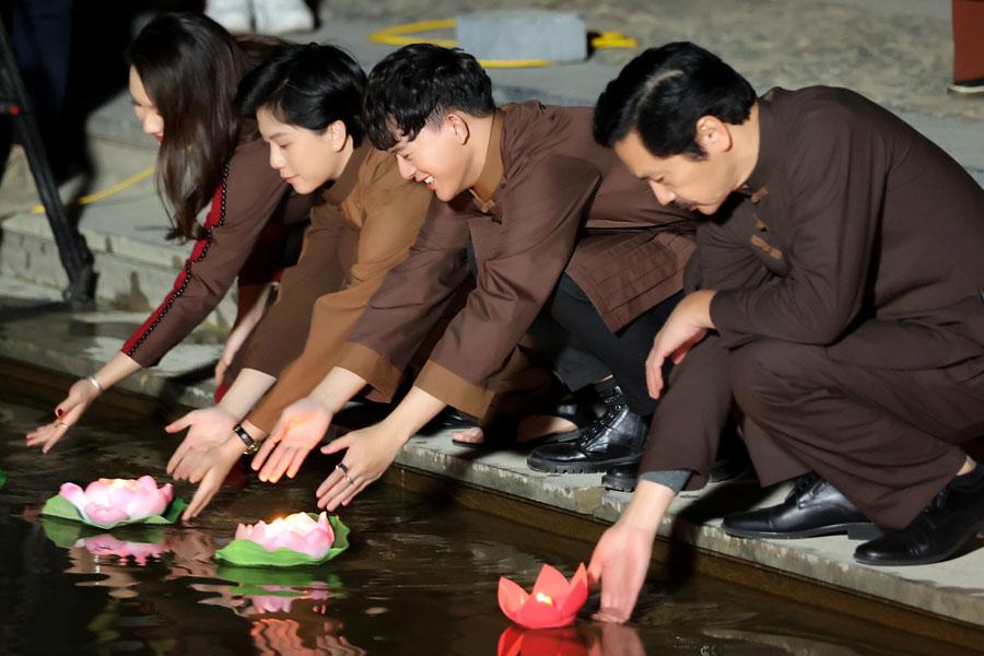 Khoảnh khắc tái ngộ của dàn sao Về nhà đi con-2