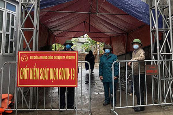 Nam công nhân nghi nhiễm Covid-19 sau khi hát karaoke ở Hải Dương-1