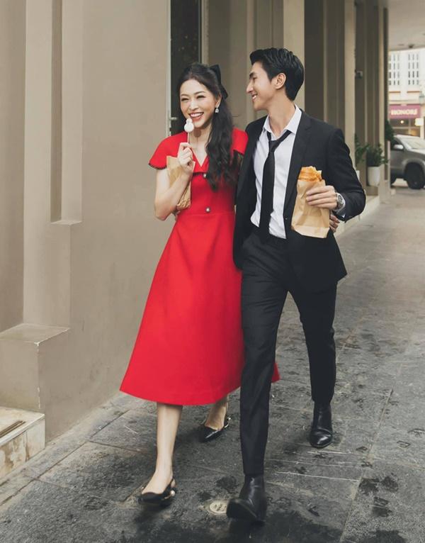 Bình An - Phương Nga khoe ảnh sánh đôi ngày giáp Tết.