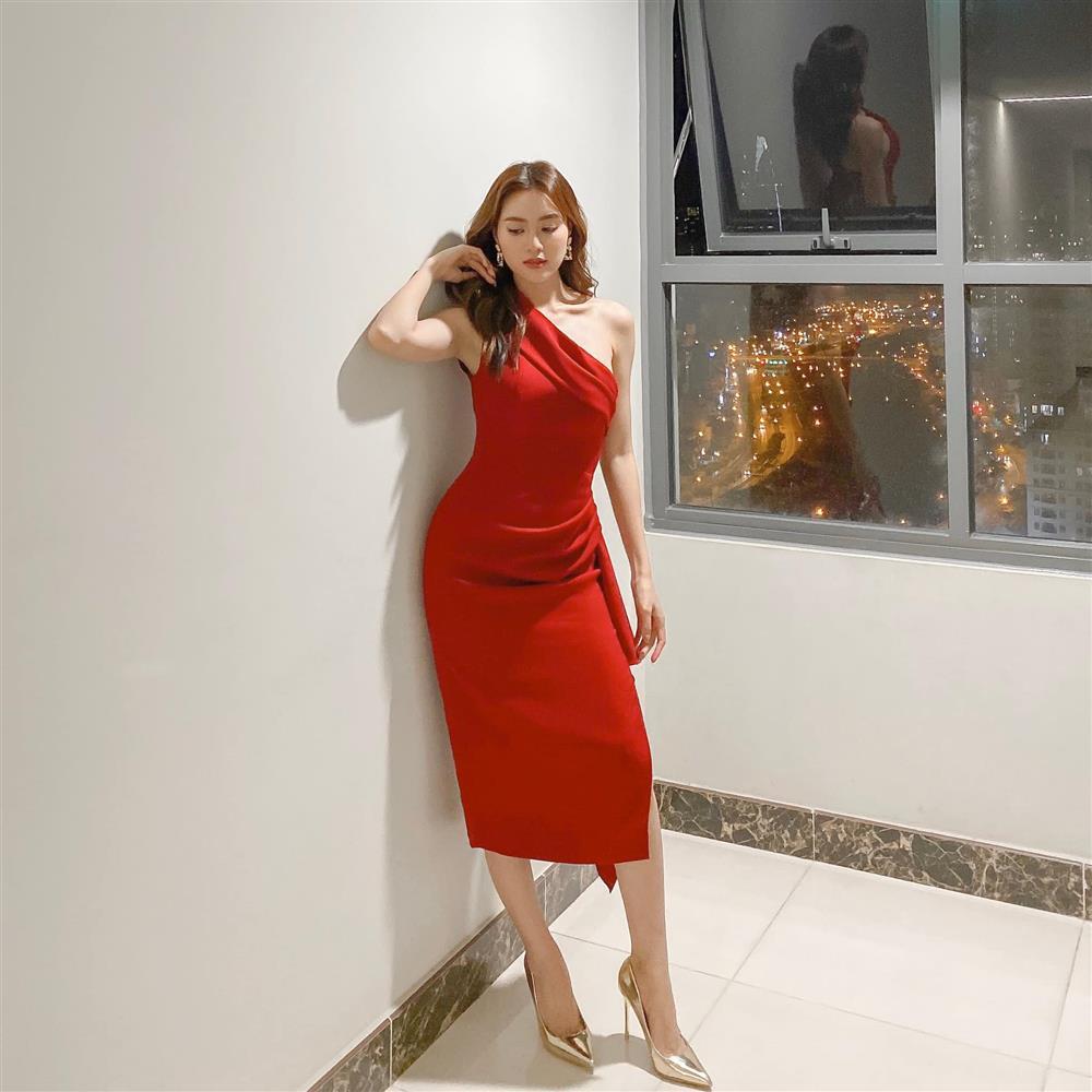 Ninh Dương Lan Ngọc bị soi sống ảo ngày qua ngày trong góc chung cư-5