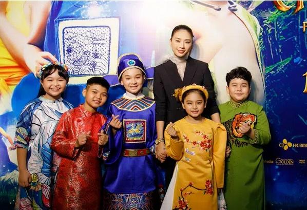 Nhọ như Trạng Tí, vừa chi đống tiền làm họp báo đã hoãn chiếu vô thời hạn-1