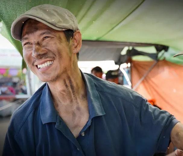 Nhọ như Trạng Tí, vừa chi đống tiền làm họp báo đã hoãn chiếu vô thời hạn-3