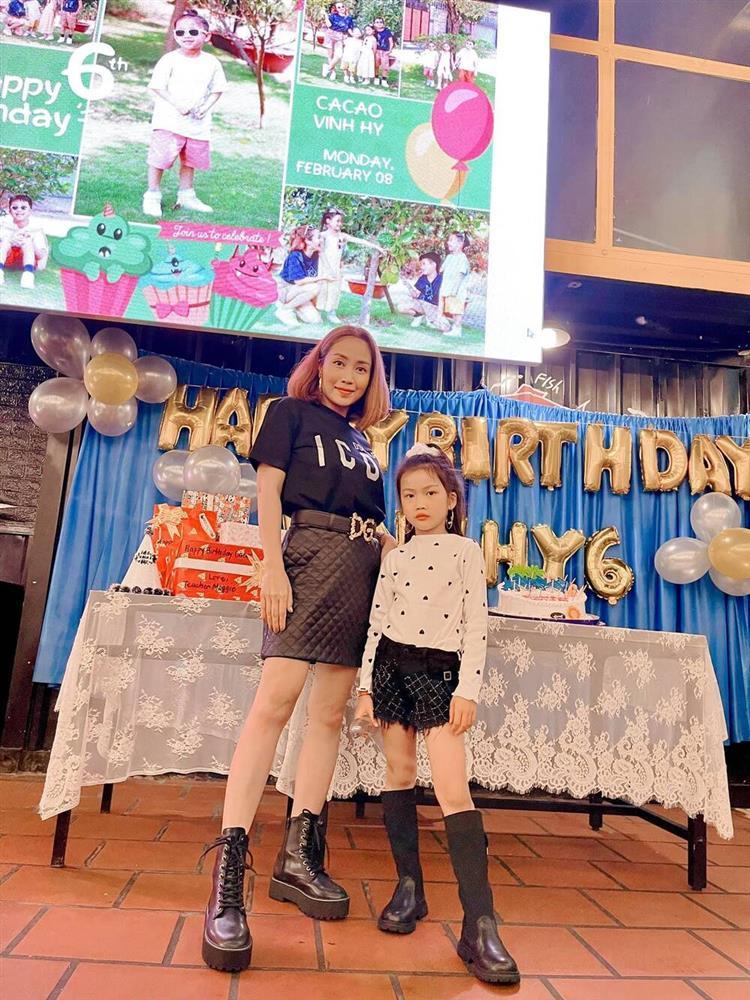 Con gái Mai Phương gây chú ý khi dự sinh nhật con trai út nhà Ốc Thanh Vân-4