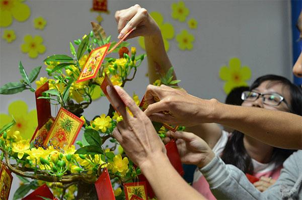 Hái lộc đầu năm Tân Sửu sao cho đúng để mang tài lộc, may mắn về nhà-1