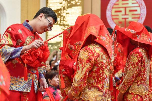 Bị ép trả tiền sính lễ 700 triệu cho em chồng, nàng dâu nói một câu làm mẹ chồng á khẩu-1