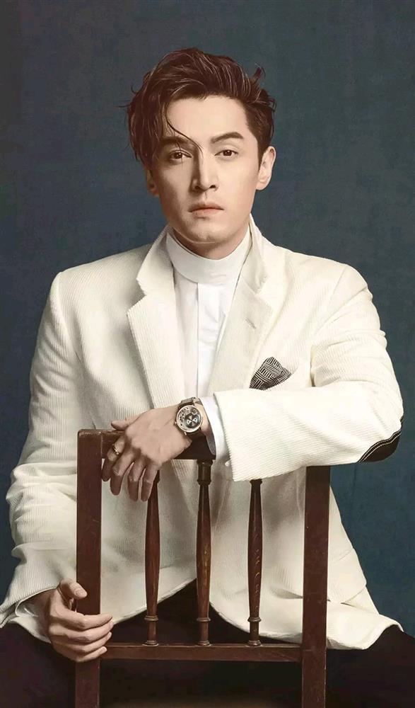 Hồ Ca liên tục bị chỉ trích vì coi thường phụ nữ-1