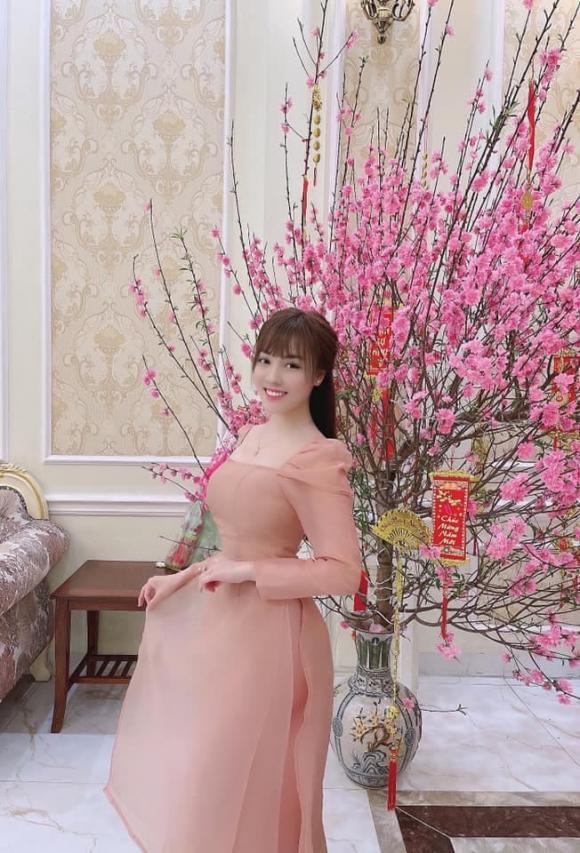 Nữ giảng viên Âu Hà My trải lòng về ồn ào ly hôn nửa năm trước-2