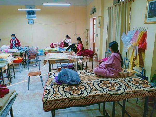 Giao thừa ở khu cách ly 138 học sinh tiểu học tại Hải Dương-2