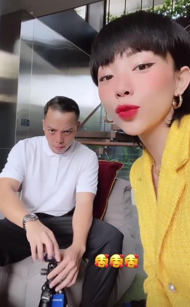 Vợ chồng Tóc Tiên ngày đầu năm: Nàng bị nhầm thành Hải Tú, chàng y hệt Trần Vỹ Đình-8