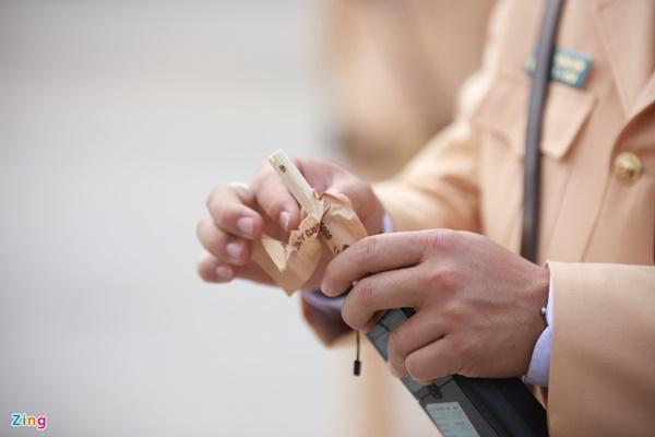 Đường phố Hà Nội tắc cứng chiều mùng 1 Tết-14