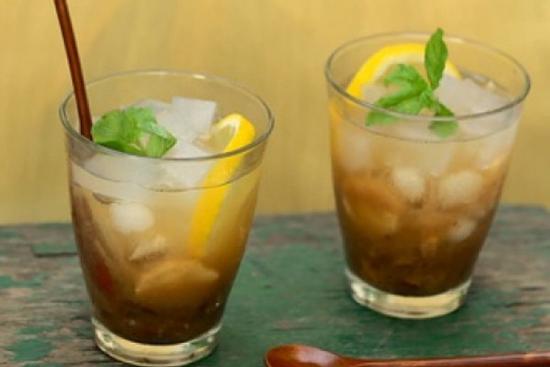 Trà ô long ủ me lạnh cho bữa Tết bớt ngán