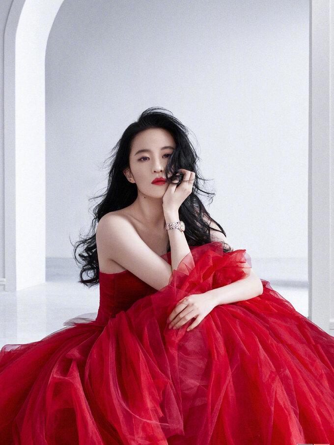 7 người đẹp Trung Quốc bị ví bình hoa di động vì có sắc mà kém tài-1