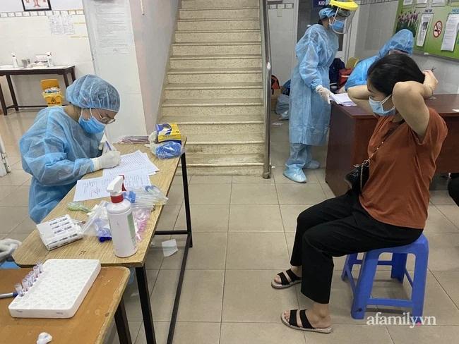 TP.HCM phong tỏa khu vực nơi ở của 2 mẹ con nghi nhiễm COVID-19 vừa phát hiện-2