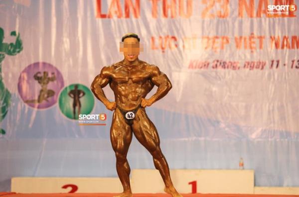 Biến căng: Lực sĩ Phạm Văn Mách bị tố ngoại tình, đánh người lừa đảo-3