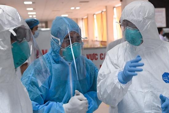 Chiều mùng 2 Tết, Việt Nam ghi nhận 53 ca mắc Covid-19, trong đó có 49 ca lây nhiễm trong nước