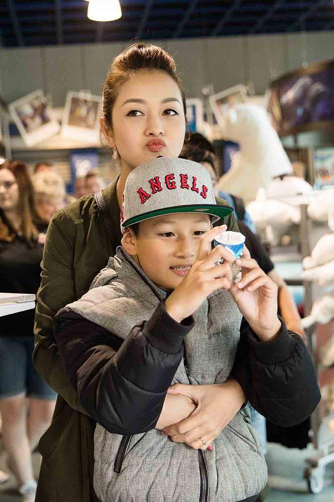 Con trai Quang Dũng - Jennifer Phạm trổ mã nhận không ra-8