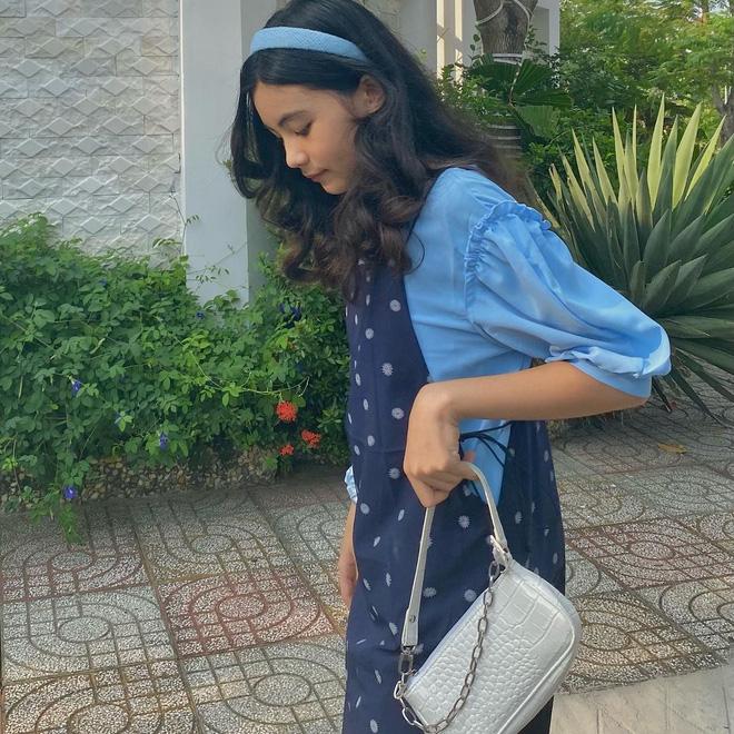 Con út nhà MC Quyền Linh tung ảnh năm mới cực xinh-9