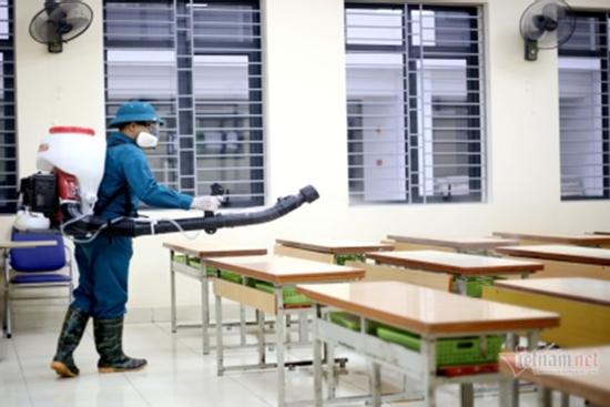 Hà Nội: Một học sinh lớp 2 mắc COVID-19, cả lớp phải xét nghiệm