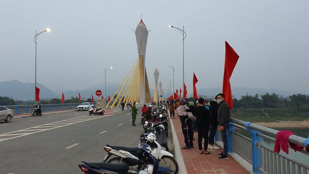 Cô gái 2k3 nhảy cầu ngày Tết sau status: Bi kịch lớn nhất trên đời là yêu nhầm người-3