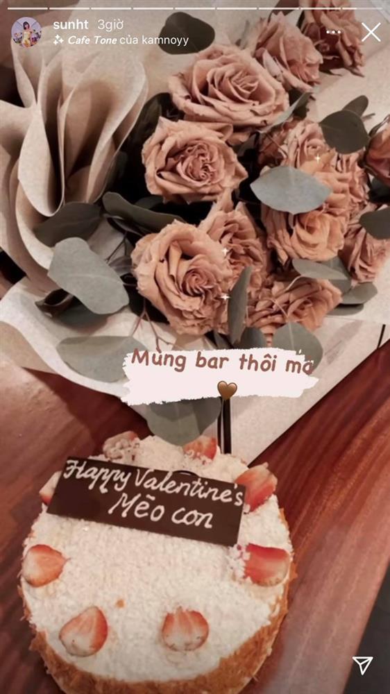 Sun Ht khoe quà Valentine bạn trai mới, bỏ ngoài tai chuyện bị ném đá mùng 1 Tết-2