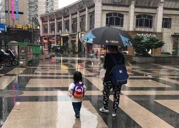 Cười ngất với những khoảnh khắc khiến bạn bỗng nhiên cảm thấy chỉ là con ghẻ của bố mẹ-9