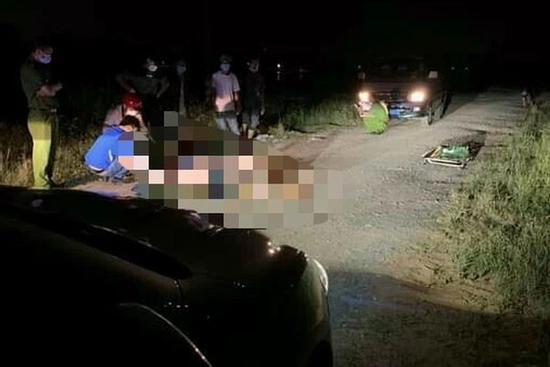 Bàng hoàng phát hiện thi thể nam giới xăm toàn thân trôi trên sông Sài Gòn tối mùng 3 Tết