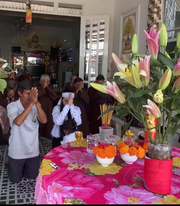 49 ngày mất Vân Quang Long, vợ hai quyết định làm từ thiện-3