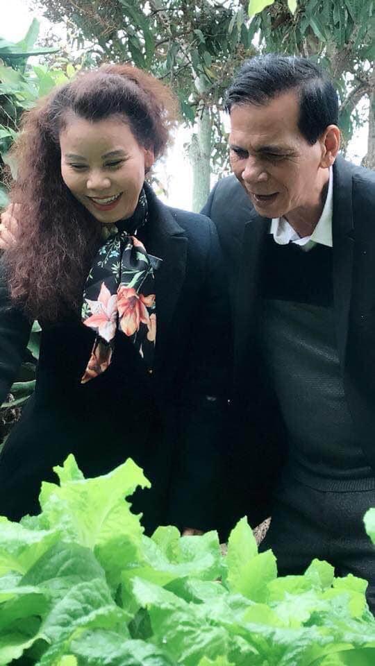 Ngoại hình bố mẹ Hồ Ngọc Hà từ quá khứ đến hiện tại-9