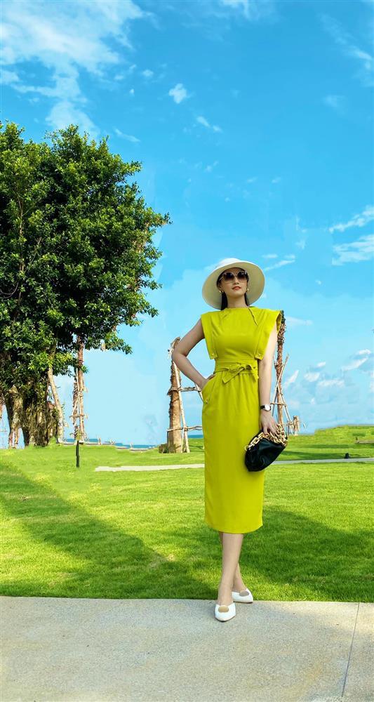 4 quý cô tuổi Sửu: 2 chị đẹp bất chấp tuổi tác, 2 em tóc ngắn đến ngỡ ngàng-9