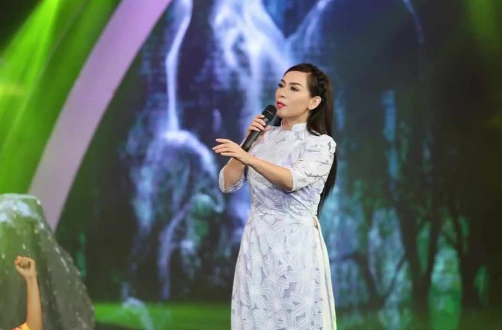 Cát-xê diễn show Tết của ca sĩ Việt chỉ bằng 1/3 ngày thường-2