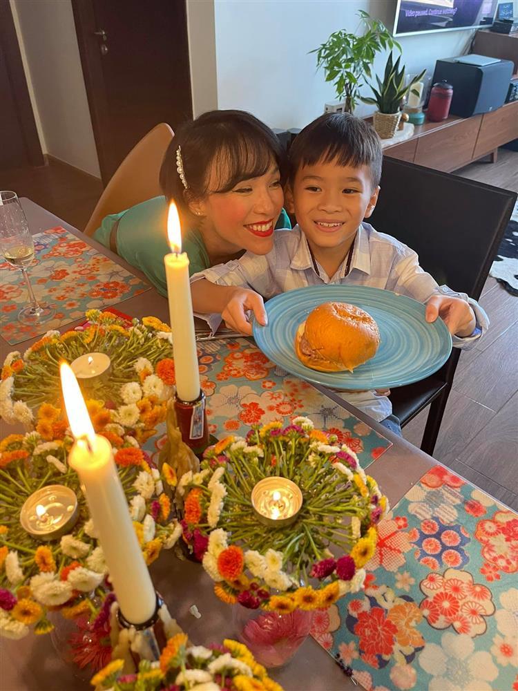 Những ngày về Việt Nam của con trai Ngô Kiến Huy-12