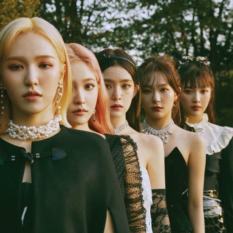 Vì sao netizens đệ đơn lên chính phủ Hàn để yêu cầu Red Velvet hoãn comeback ?-1