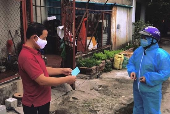 Người dân Chí Linh (Hải Dương) đi chợ bằng tem phiếu theo ngày chẵn - lẻ