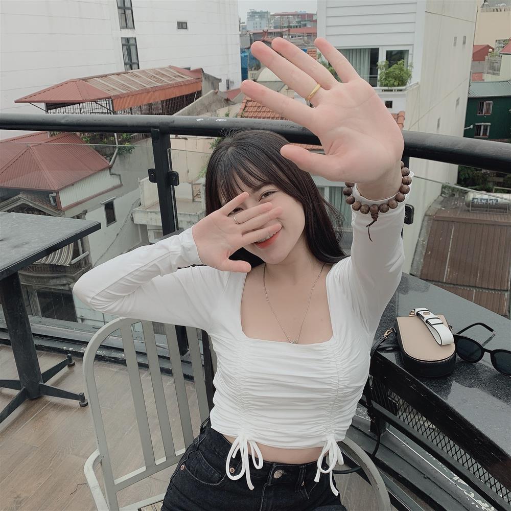 Cuộc đời 2 con gái xinh đẹp của cô Xuyến Hoàng Yến-5