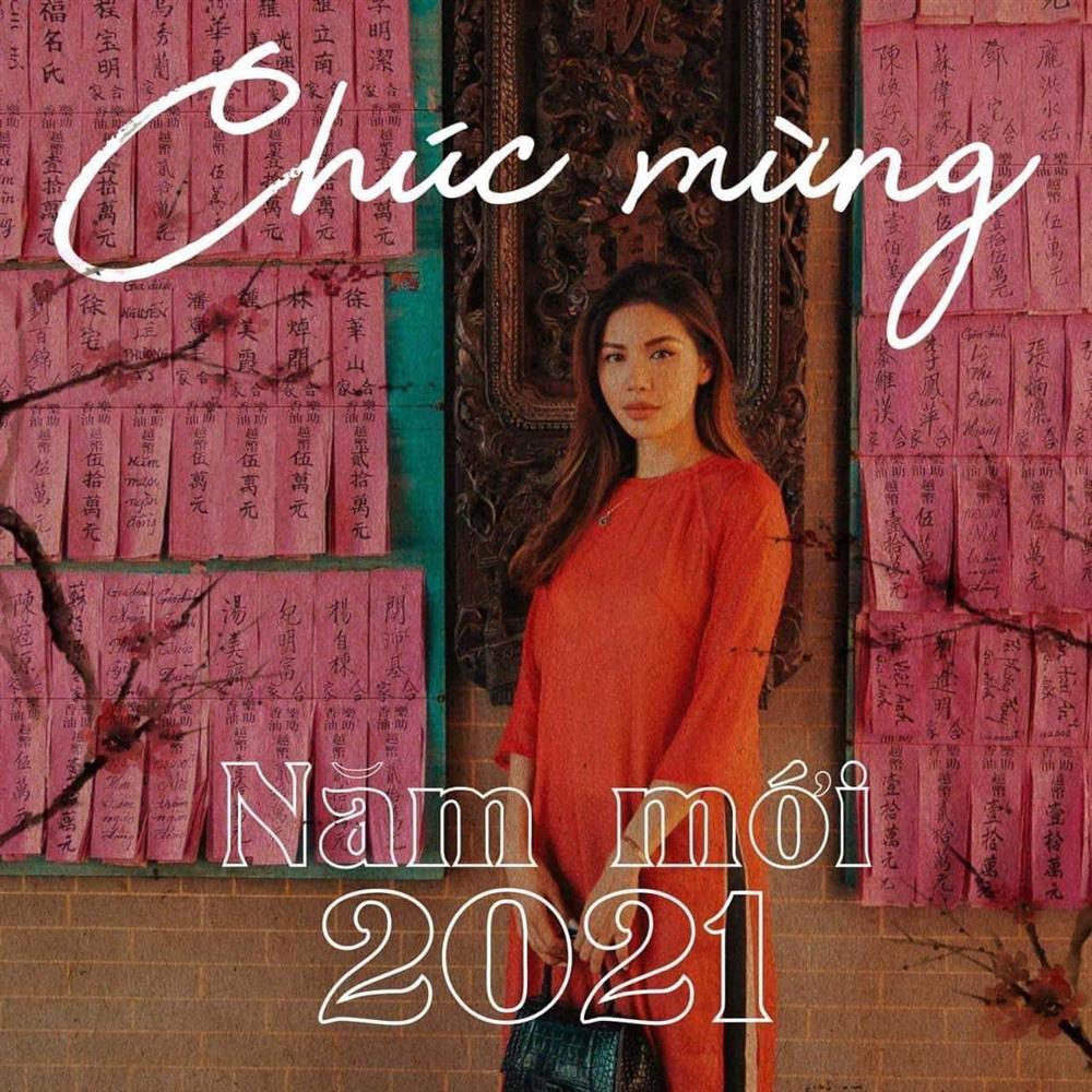 Minh Tú lên tiếng về màn lên đồ hở hang đi lễ chùa đầu năm-5