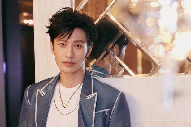 Bạn gái tố tài tử Sở Kiều Truyện ngoại tình rồi xin lỗi trong một nốt nhạc-4