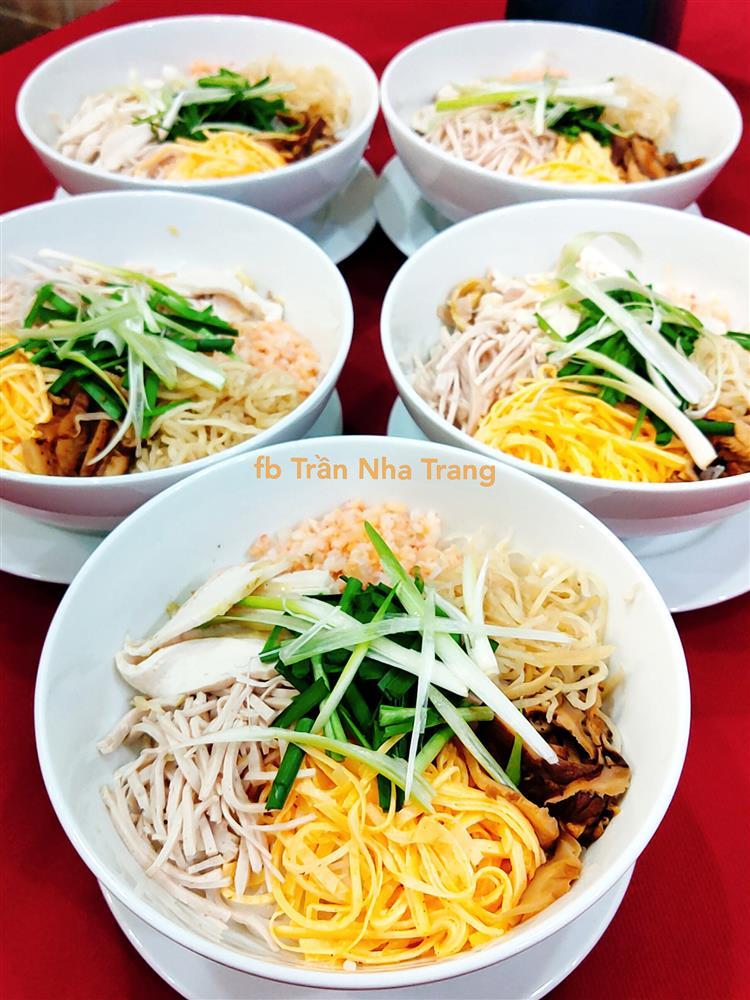 Mẹ đảm chỉ cách làm bún thang của người Hà Nội từ cỗ thừa sau Tết-7