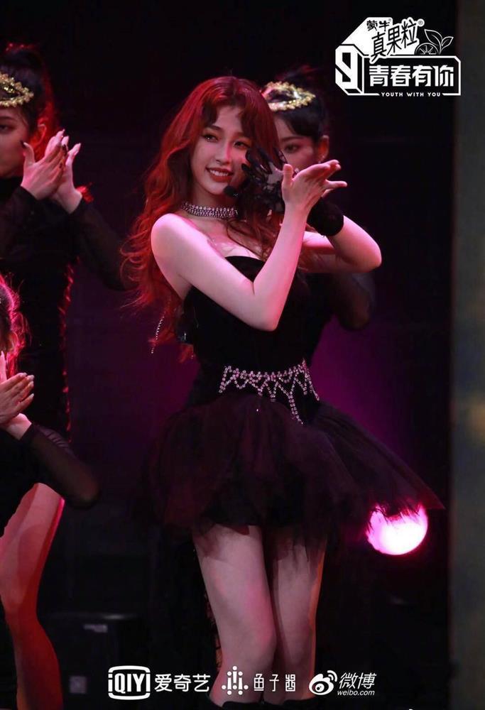 Thanh Xuân Có Bạn 3: Lisa diễn đỉnh cao, Ngu Thư Hân bị chê không lượng sức-10