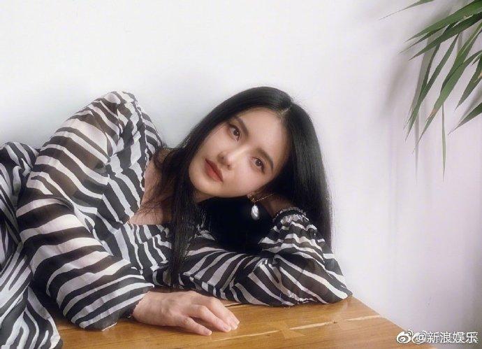 Bạn gái tố tài tử Sở Kiều Truyện ngoại tình rồi xin lỗi trong một nốt nhạc-2