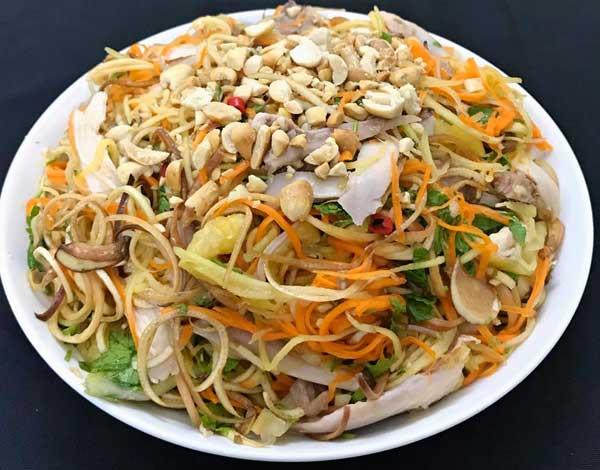 Thức ăn Tết có thừa nhiều cũng không nên giữ những thực phẩm này lại kẻo gây ngộ độc-4