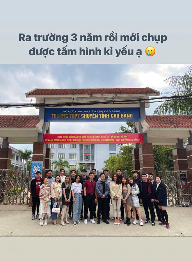 Lương Thùy Linh giống hệt người khổng lồ khi hội ngộ bạn trung học-2