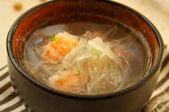 Cách làm tôm hầm củ cải