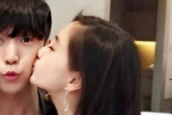 Sự thật đằng sau bức ảnh Angelababy hôn má người đàn ông lạ