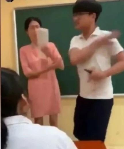 Bộ GD&ĐT phối hợp cơ quan chức năng xác minh clip nam sinh tát giáo viên-2