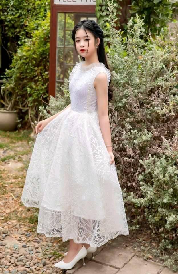 Bảo Ngọc mặc váy cưới úp mở ngày lên xe hoa với Hoài Lâm  2sao