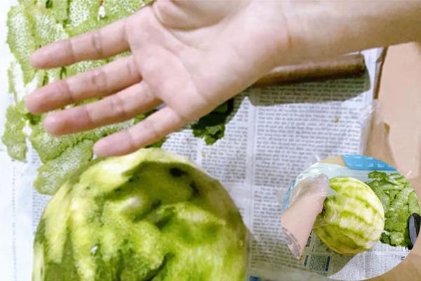 Hải Tú bị tung loạt ảnh trên thả rông, dưới cởi sạch-10