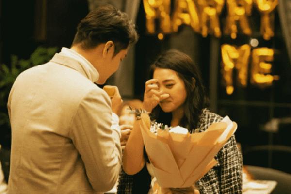 Vợ sắp cưới khóc ngất khi đưa linh cữu diễn viên Hải Đăng hỏa thiêu-21