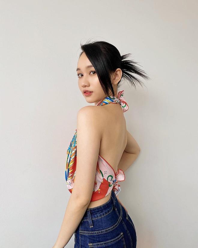 Sao Việt diện mốt áo yếm: Nàng body nuột nà - kẻ khoe thân phản cảm-9